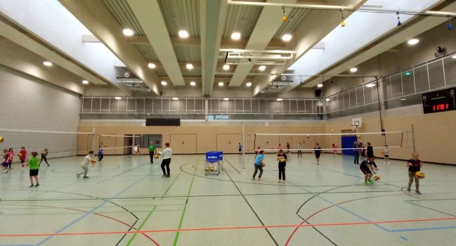 Volleyballtag an der Bibris Gemeinschaftsschule-Grundschule (20.10.23)