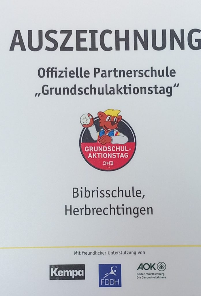 Urkunde mit Auszeichnung für die Bibrisschule, Herbrechtingen als offizielle Partnerschule des Grundschulaktionstags. Enthält unten einen roten Cartoon-Löwen und Partnerlogos.