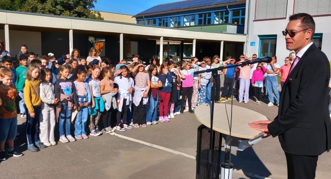 Spatenstich für den Neubau der Bibris-Grundschule/Sekundarschule/Hort