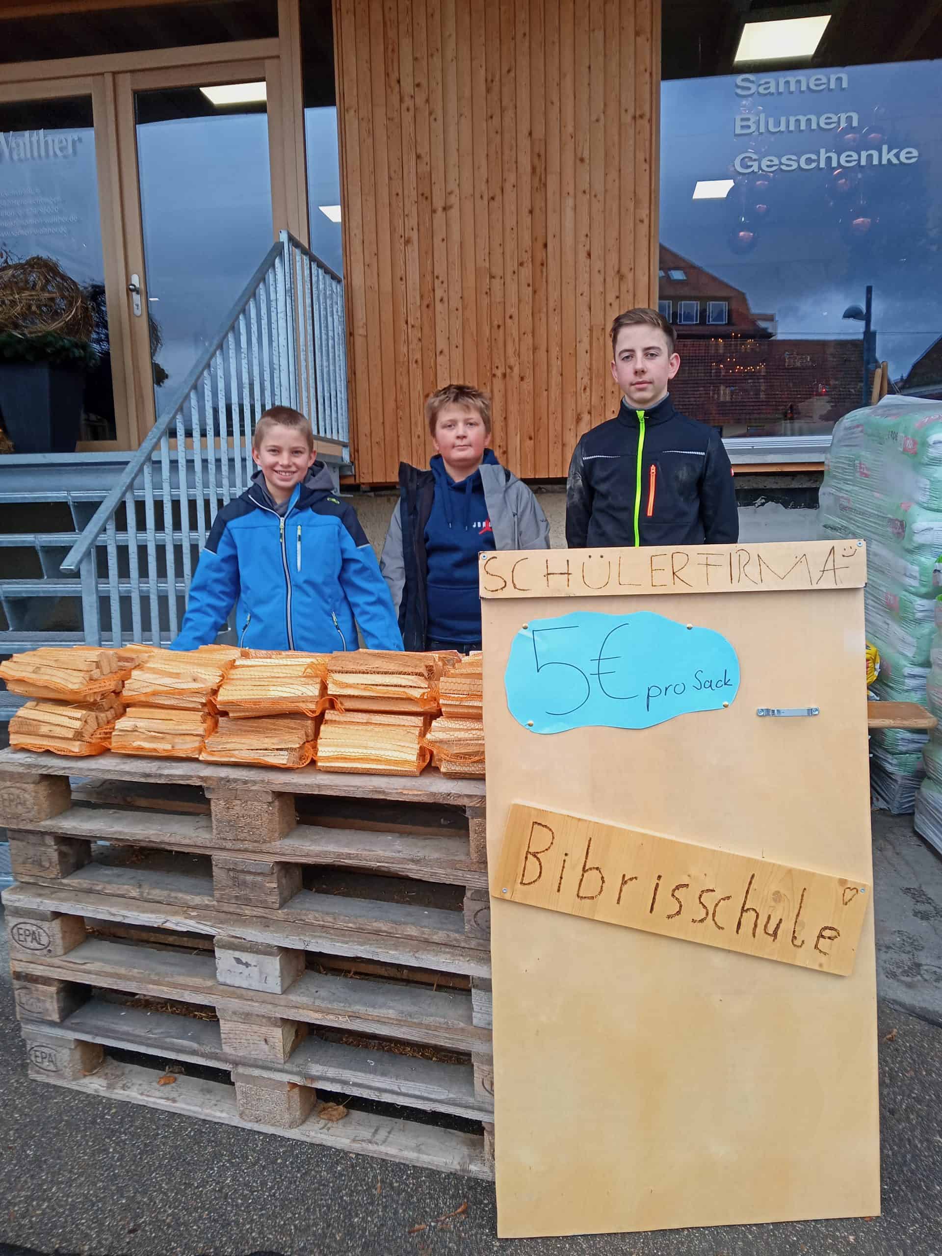 Schülerfirma der GMS Bibrisschule beim verkaufsoffenen Sonntag