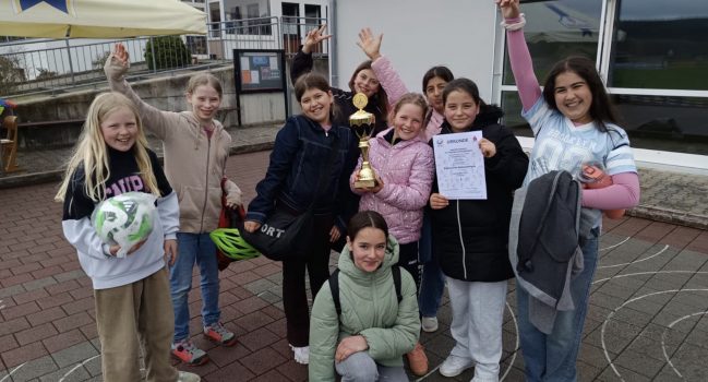 1. Platz für Schülerinnen der GMS Bibrisschule beim Finale des Regierungspräsidiums Stuttgart – Qualifikation fürs Landesfinale Baden-Württemberg